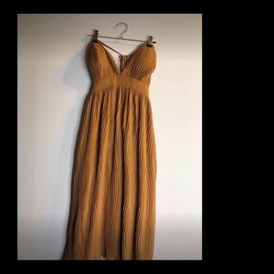 Size small free size maxi dress